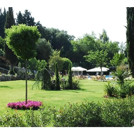 Corfu Club Standard 3 Apartmanhotel *